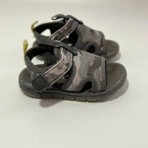 Toddler Boys Sz 5 Gray Camo Adjustable Straps Sandals CAT & JACK